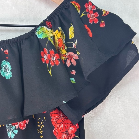 Xhilaration Black Floral Print Ruffle Neck Short Sleeve Off Shoulder Top Size Sm - Picture 5 of 11